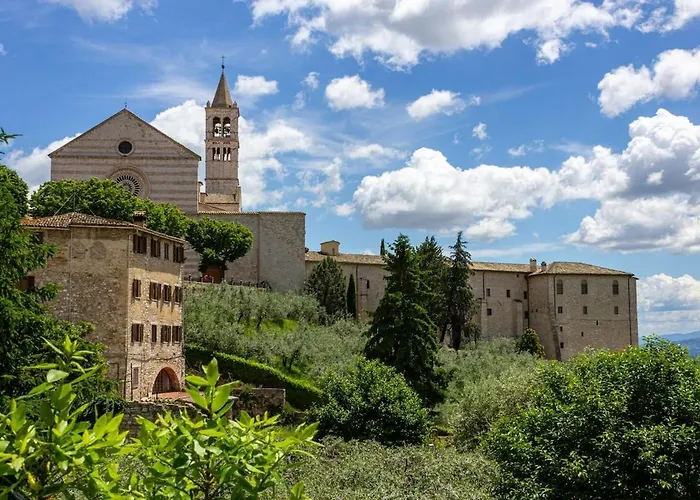 Apartment Casolare Famiglia Grande Assisi Per Famiglie E Amici